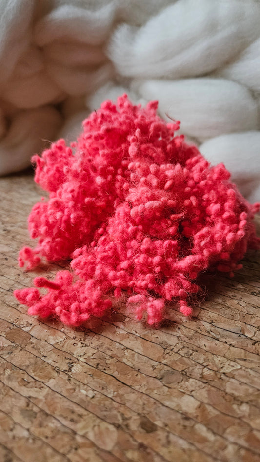 RED GLOW - hand-dyed uv reactive fine wool nepps for fiber blending and felting - 1 oz | 28 g