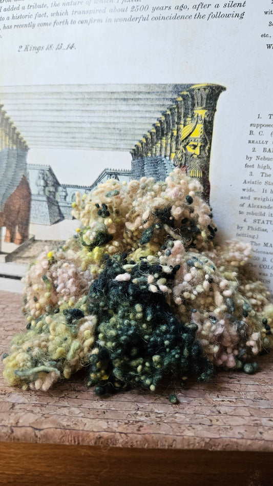 EPHESUS GLOW - hand-dyed fine wool nepps for fiber blending and felting - 1 oz | 28 g