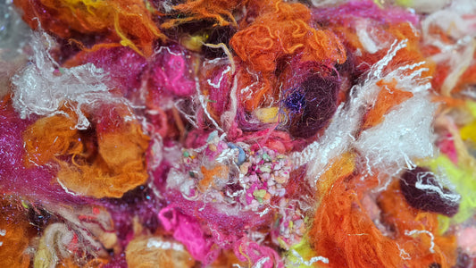 ANNE GIRL - heritage wool limited edition hand-dyed fiber art texture for blending, felting, and papermaking - 2 oz | 57 g