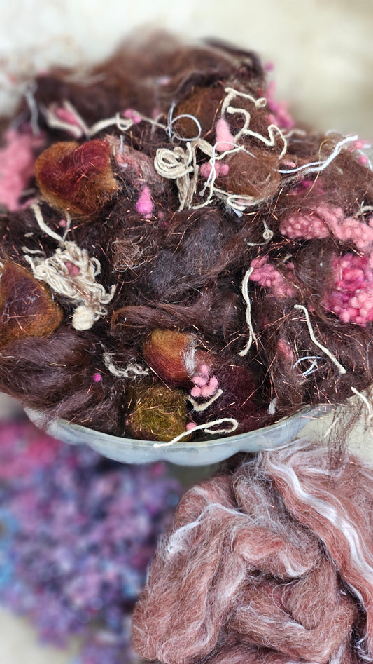 LADY CLARE - limited edition Waterhouse inspired luxury fiber artist kit for fiber blending and felting - 2.5 oz | 71 g