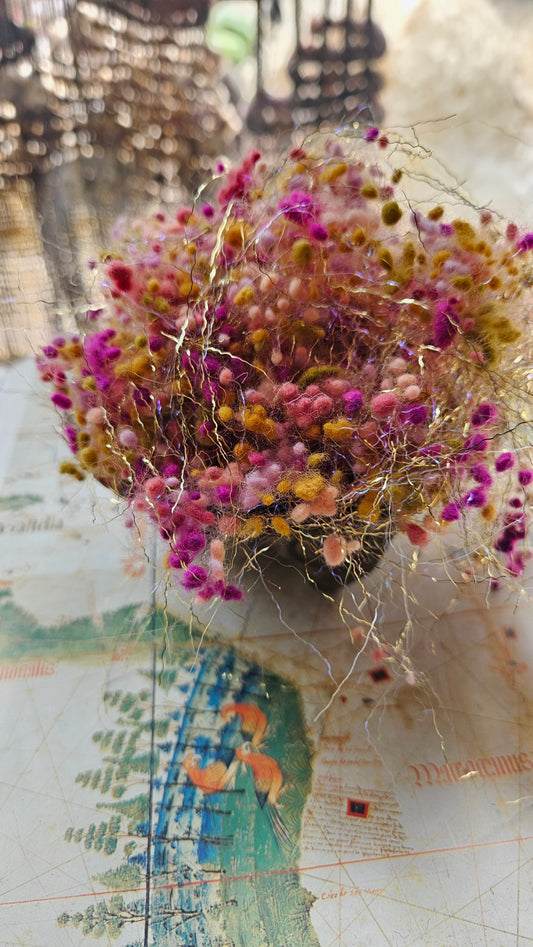 CAPPADOCIA GOLD - hand-dyed fine wool nepps with Angelina sparkle for fiber blending and felting - 1 oz | 28 g