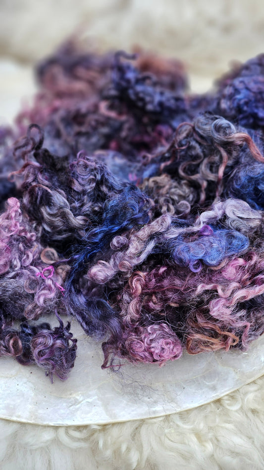 HEMINGWAY - hand-dyed Cotswold lamb longwool locks (SE2SE Livestock Conservancy Breed) - 5 oz | 142 g
