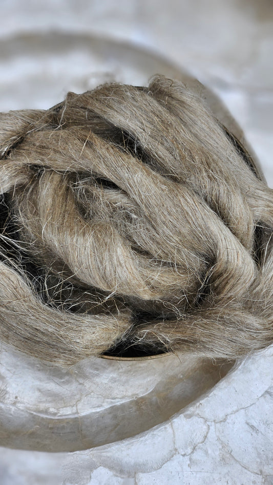 NATURAL FLAX - flax linen roving for spinning, fiber blending, felting, and papermaking - 1 oz | 28 g