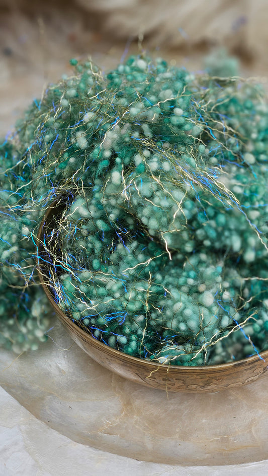 ERFURT GOLD - hand-dyed fine wool nepps with Angelina sparkle for fiber blending and felting - 1 oz | 28 g