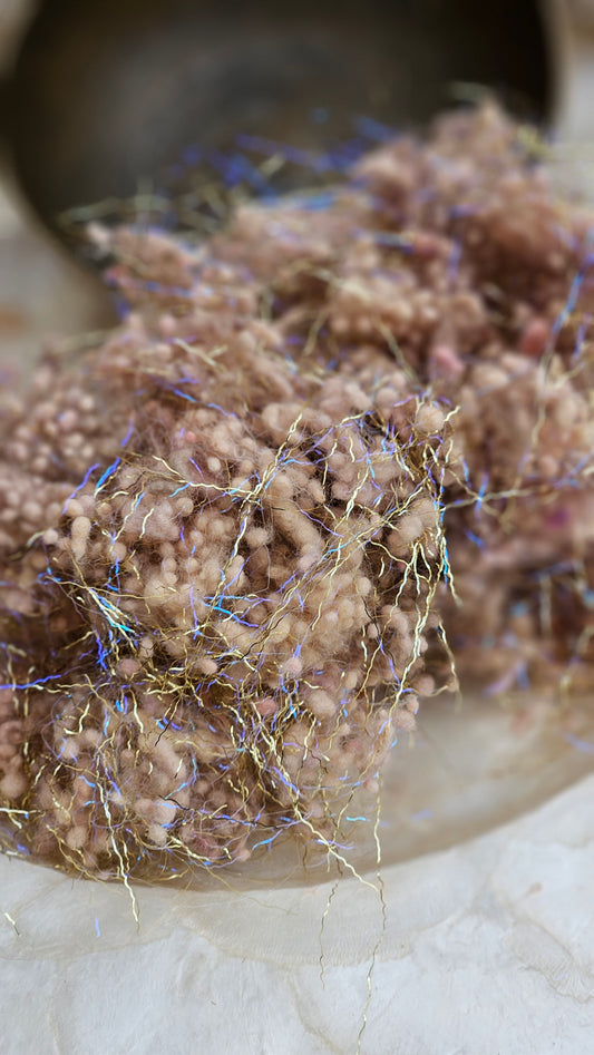 NEUSS GOLD - hand-dyed fine wool nepps with Angelina sparkle for fiber blending and felting - 1 oz | 28 g