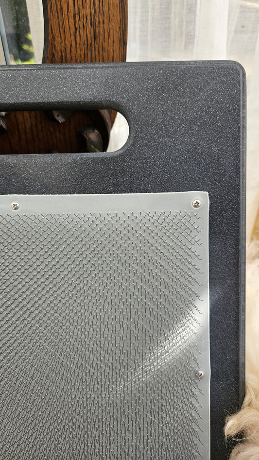 BLENDING BOARD - handcrafted Corian 72 TPI 10x10 blending board for blending fibers into batts and rolags - Large | 10BLK