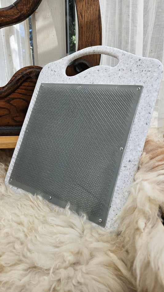 BLENDING BOARD - handcrafted Corian 72 TPI 10x10 blending board for blending fibers into batts and rolags - Large | 10WHT