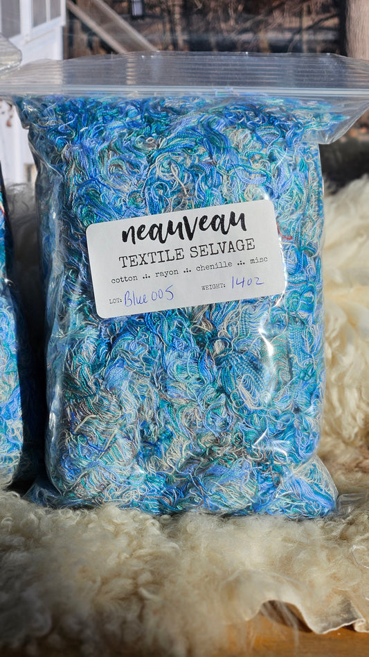 BLUE SELVAGE 005 - rare American-made soft and thick textile selvedge for rug and art weaving and art yarn - 14 oz | 397 g