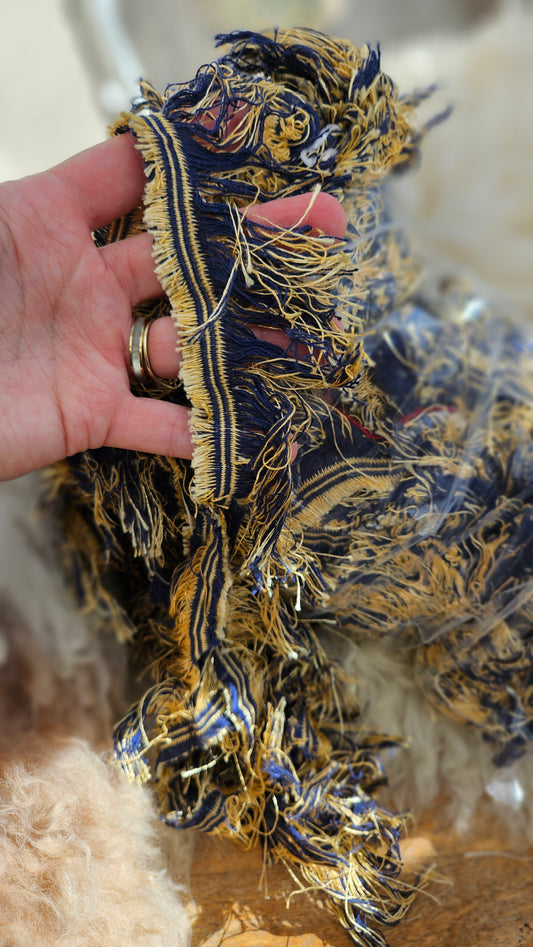 GOLD SELVAGE 003 - rare American-made soft and thick textile selvedge for rug and art weaving and art yarn - 15 oz | 425 g