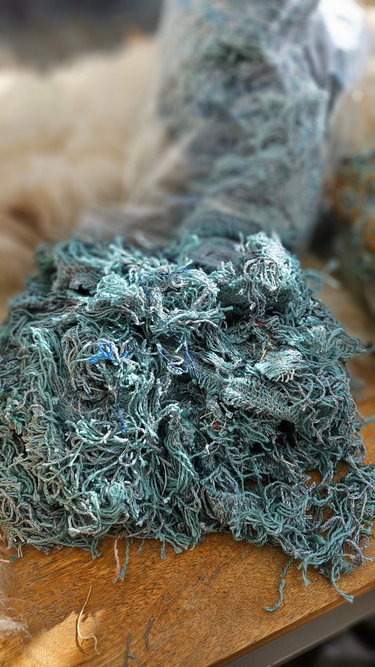 TEAL SELVAGE 002 - rare American-made soft and thick textile selvedge for rug and art weaving and art yarn - 14 oz | 397 g