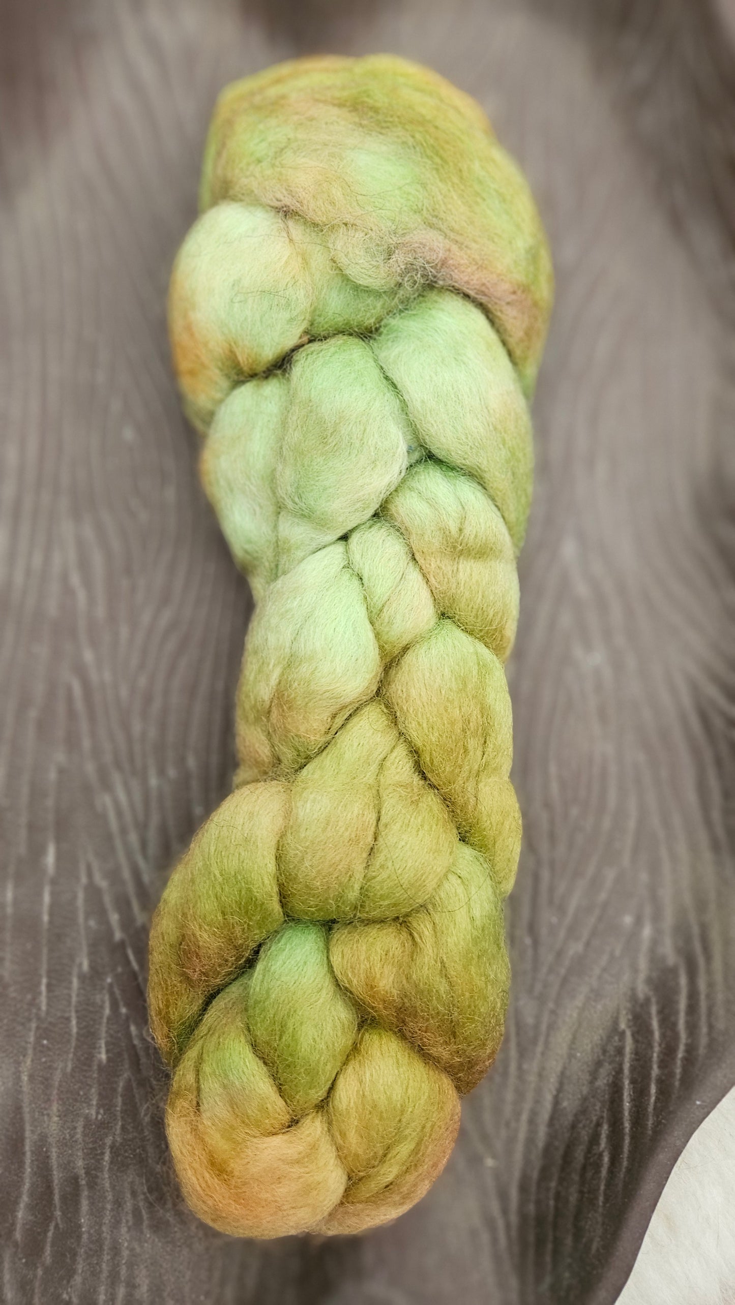 Hand-dyed Luxe Longwool Roving for felting and spinning - 2.7 oz | GR04