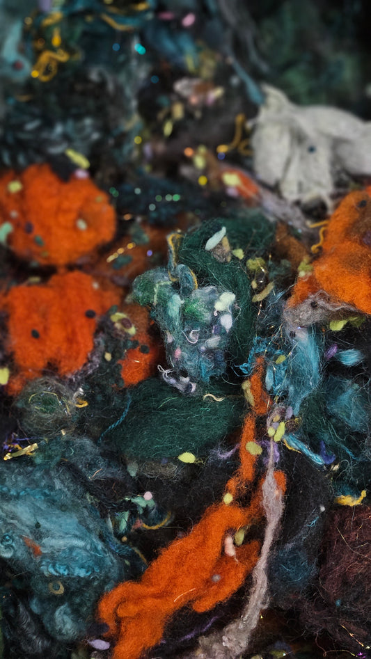 FAIR ROSAMUND - limited edition Waterhouse inspired alpaca bamboo texture mix for fiber blending and felting - 3 oz | 85 g