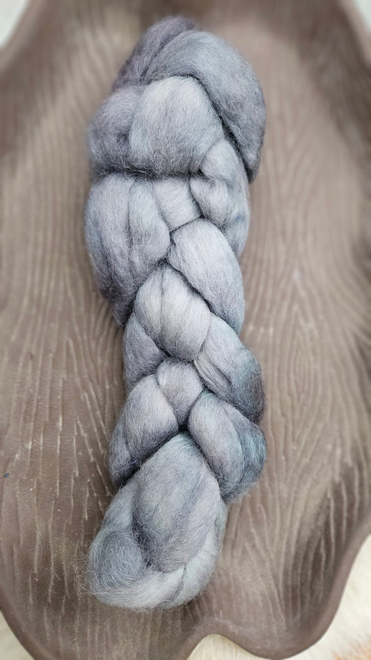 Hand-dyed Luxe Longwool Roving for felting and spinning - 2.8 oz | BL09