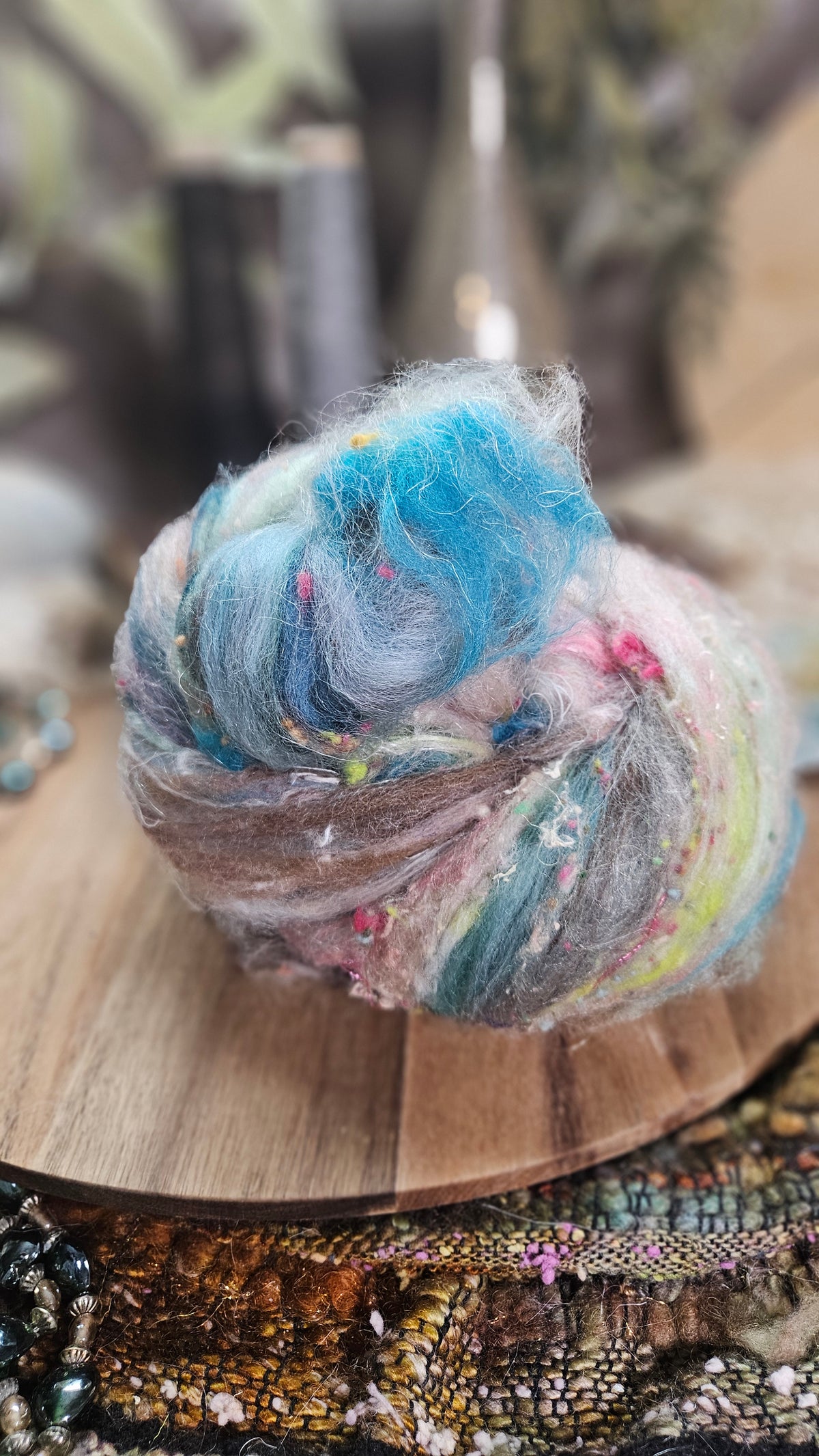 Shaniko Wool Silk Flax Neauveau Art Batt 910 - 3.4 oz