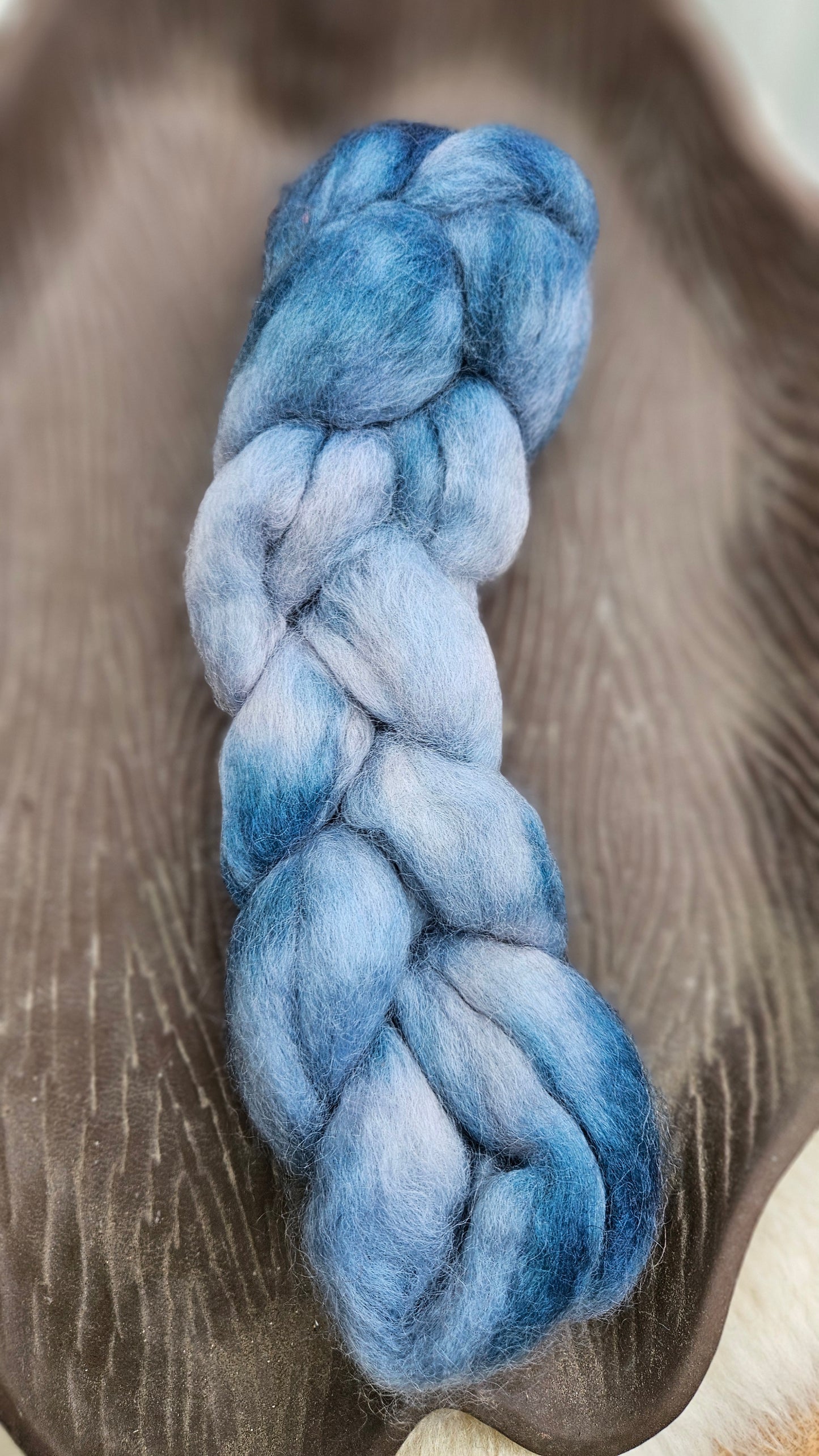 Hand-dyed Longwool Roving for felting and spinning - 2.8 oz | BL01