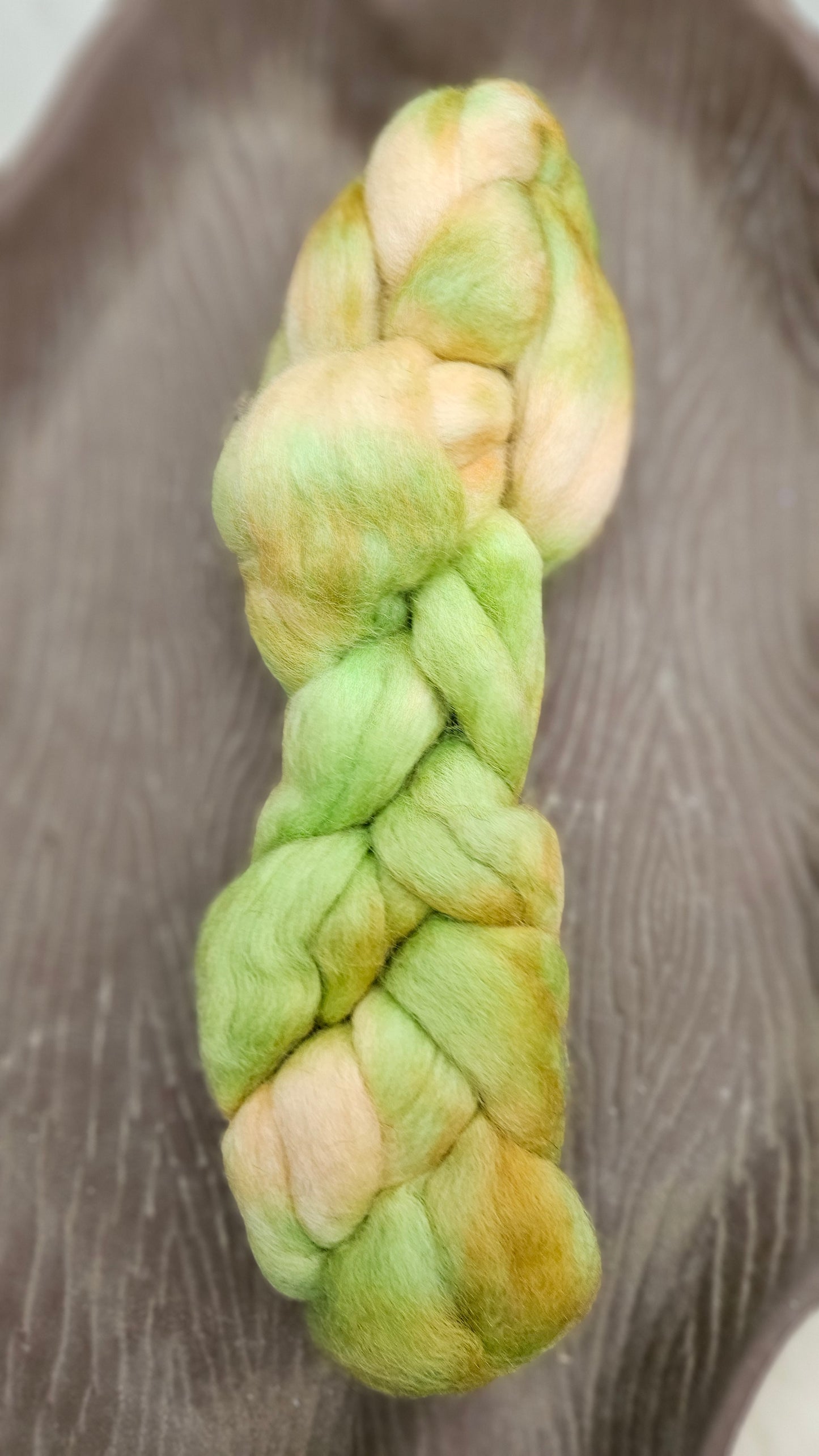 Hand-dyed Luxe Longwool Roving for felting and spinning - 2.9 oz | GR03