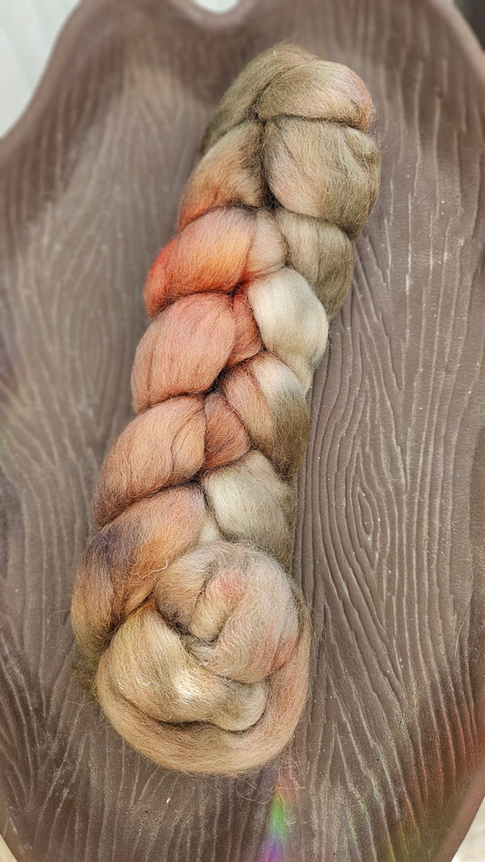Hand-dyed Luxe Longwool Roving for felting and spinning - 3 oz | NU11