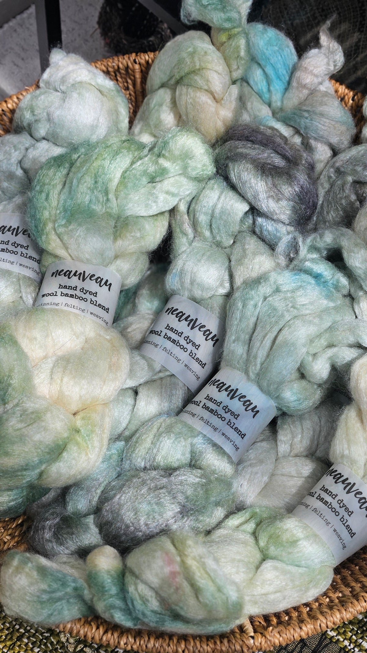 Mint Pearl - wool bamboo roving for felting and blending - 2 ounces | 57 grams