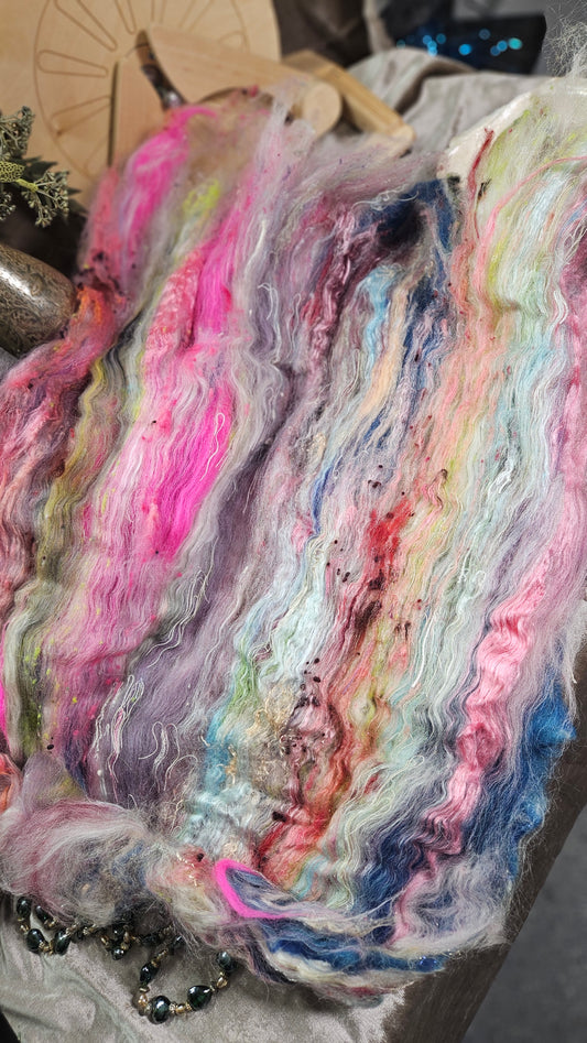 Shaniko Wool Silk Flax Neauveau Art Batt 905 - 3.8 oz