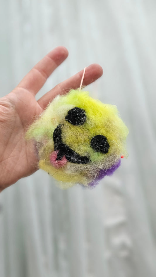 Lucy Jo Felts: Smile Ornament