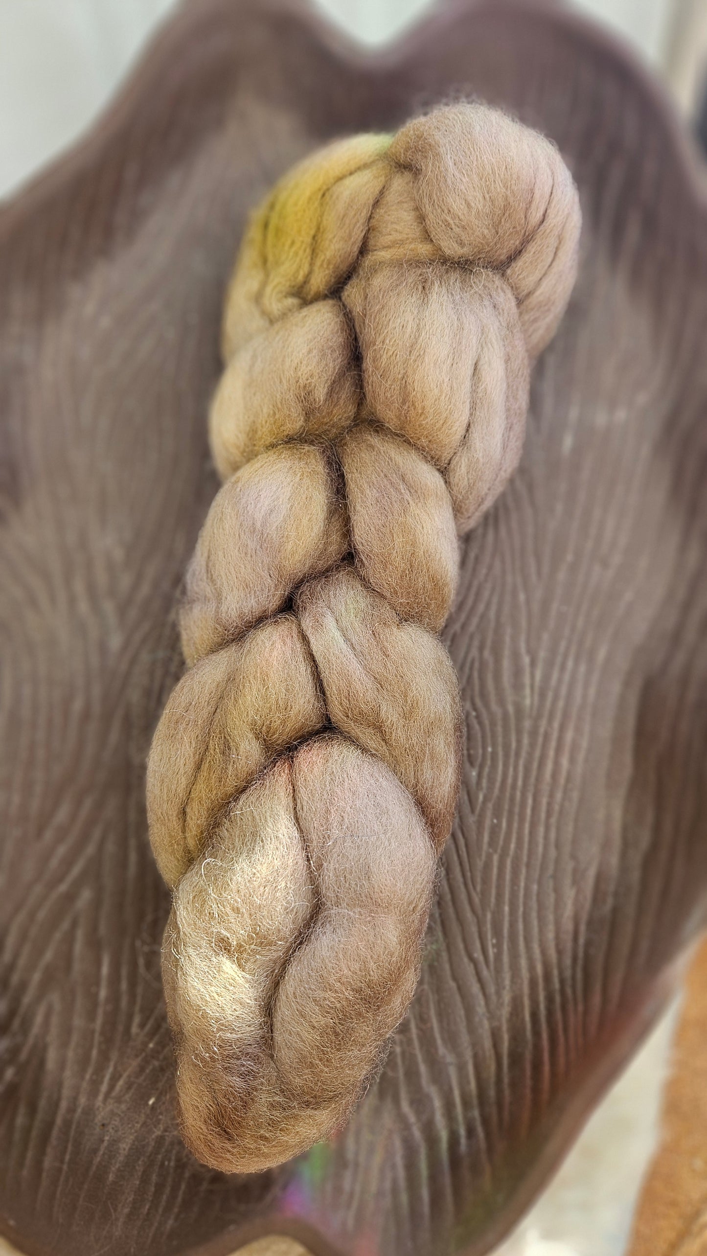 Hand-dyed Luxe Longwool Roving for felting and spinning - 2.8 oz | NU06
