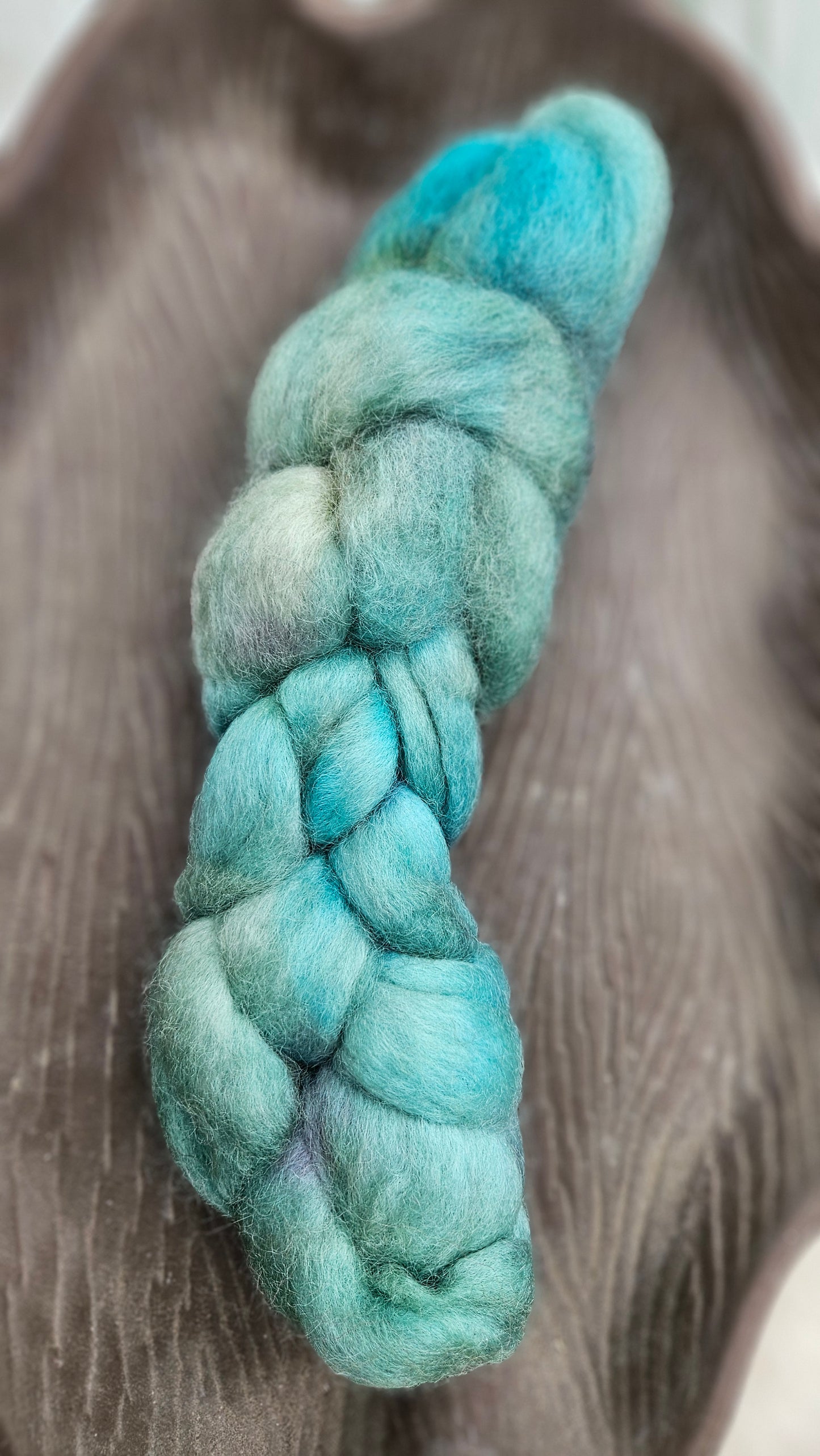 Hand-dyed Luxe Longwool Roving for felting and spinning - 2.6 oz | BL06