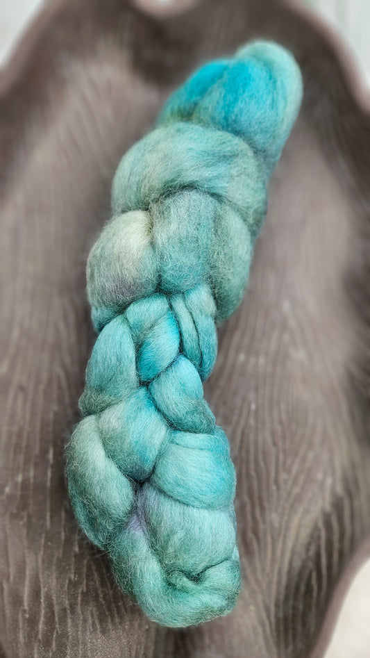 Hand-dyed Luxe Longwool Roving for felting and spinning - 2.6 oz | BL06