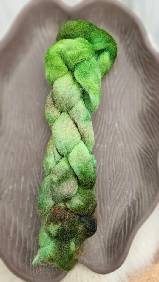 Hand-dyed Luxe Longwool Roving for felting and spinning - 2.8 oz | GR09