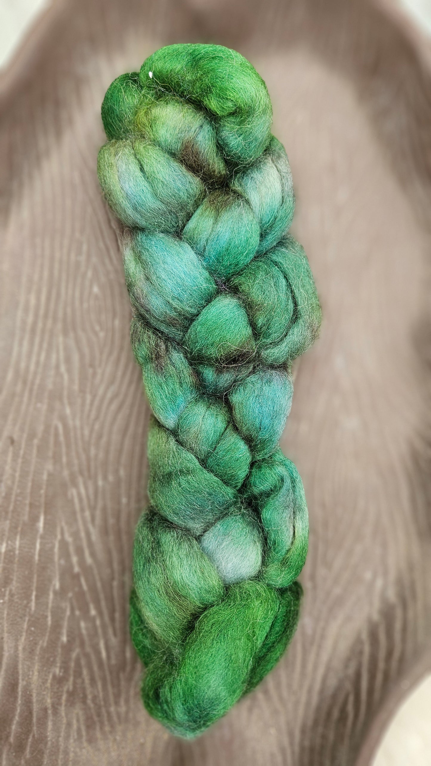 Hand-dyed Luxe Longwool Roving for felting and spinning - 2.9 oz | GR11