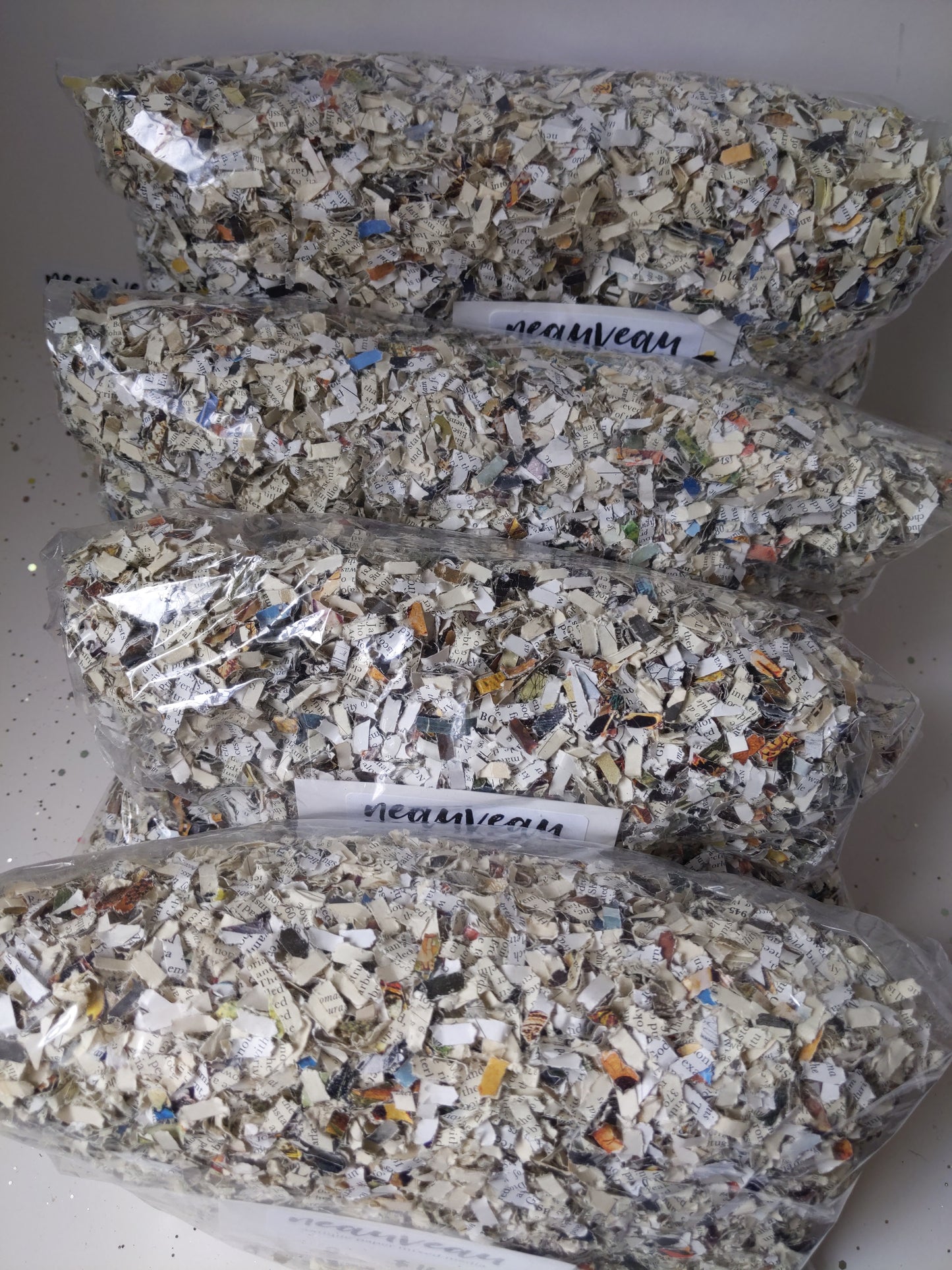 Midcentury paper bits for papermaking - 8 oz | 228 g