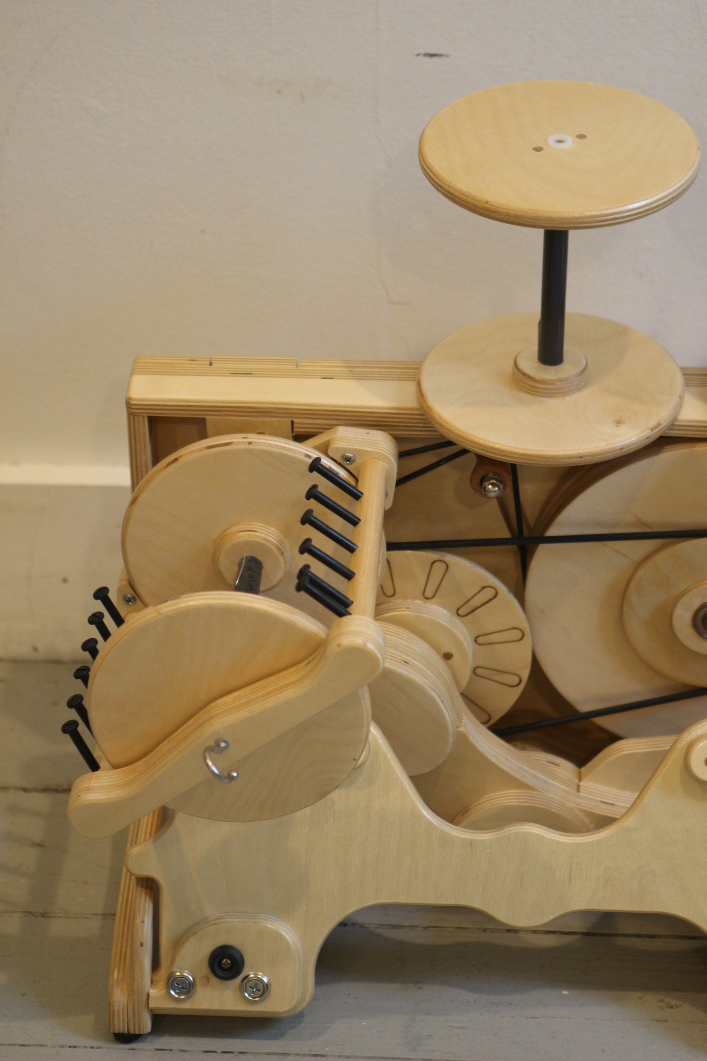 SpinOlution Worker Bee Spinning Wheel