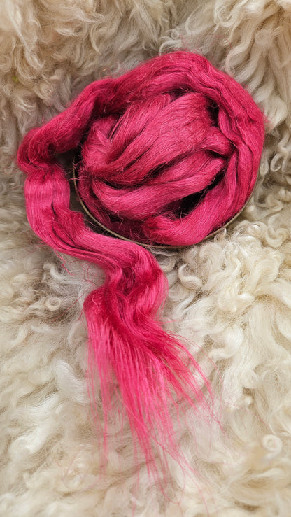 HIBISCUS Dyed Flax Linen Roving - 1 ounce