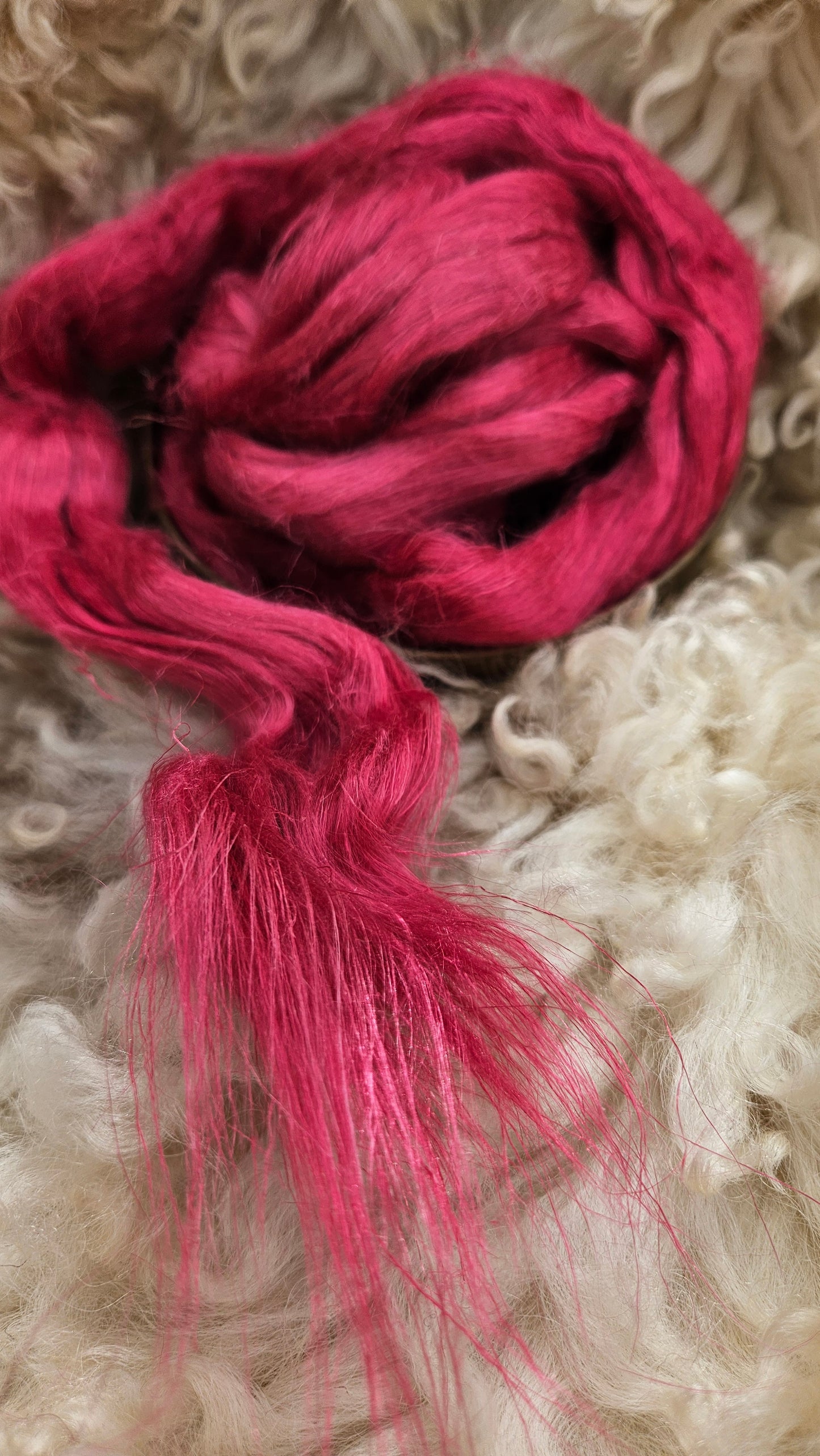 HIBISCUS Dyed Flax Linen Roving - 1 ounce