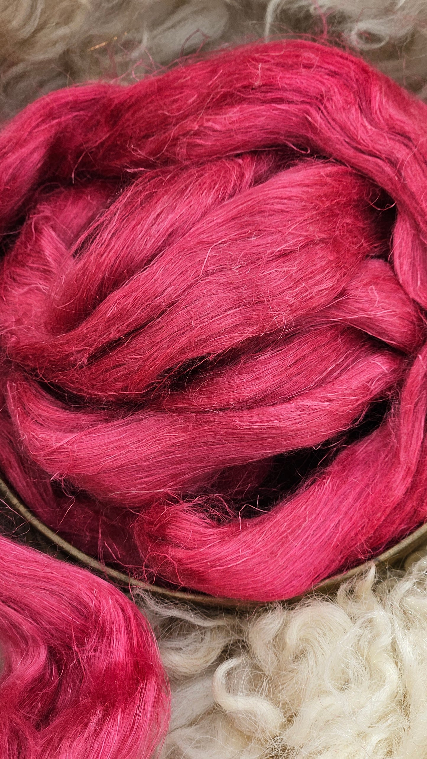 HIBISCUS Dyed Flax Linen Roving - 1 ounce