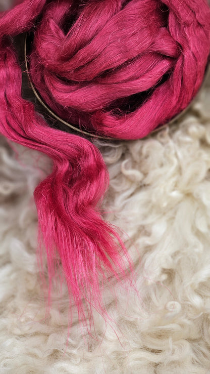 HIBISCUS Dyed Flax Linen Roving - 1 ounce