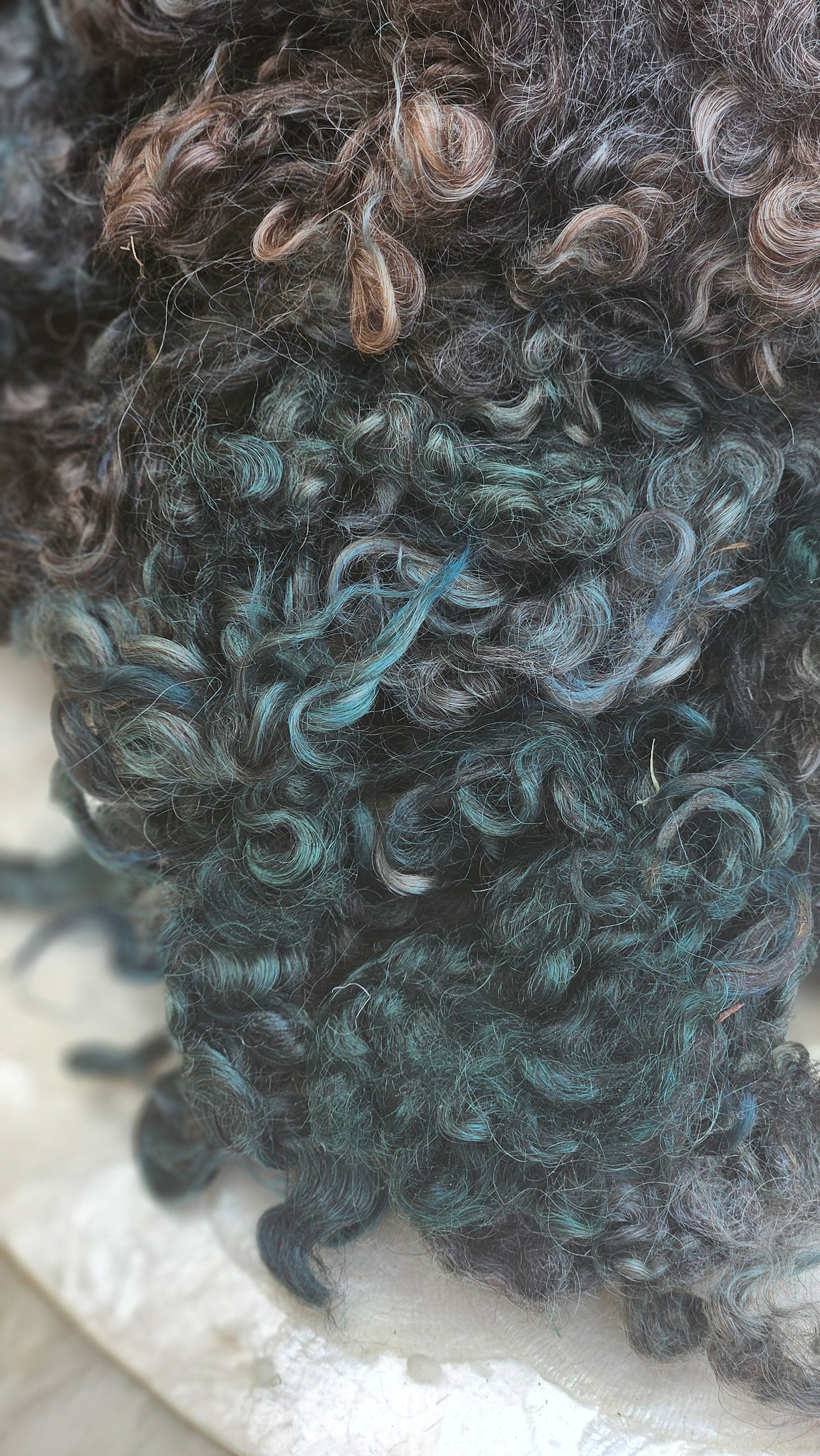 MELVILLE Dyed Cotswold Lamb Locks - 5 ounces