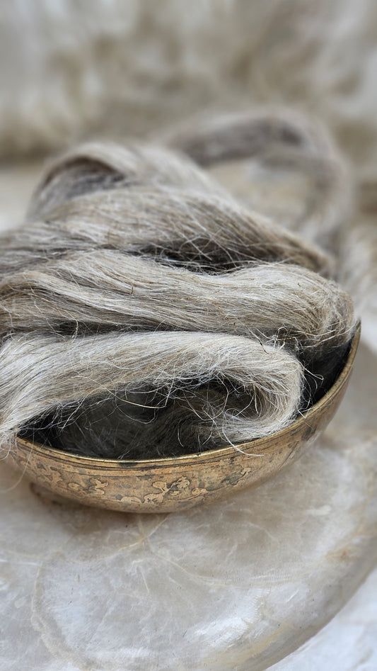 NATURAL TAN Dyed Flax Linen Roving - 1 ounce