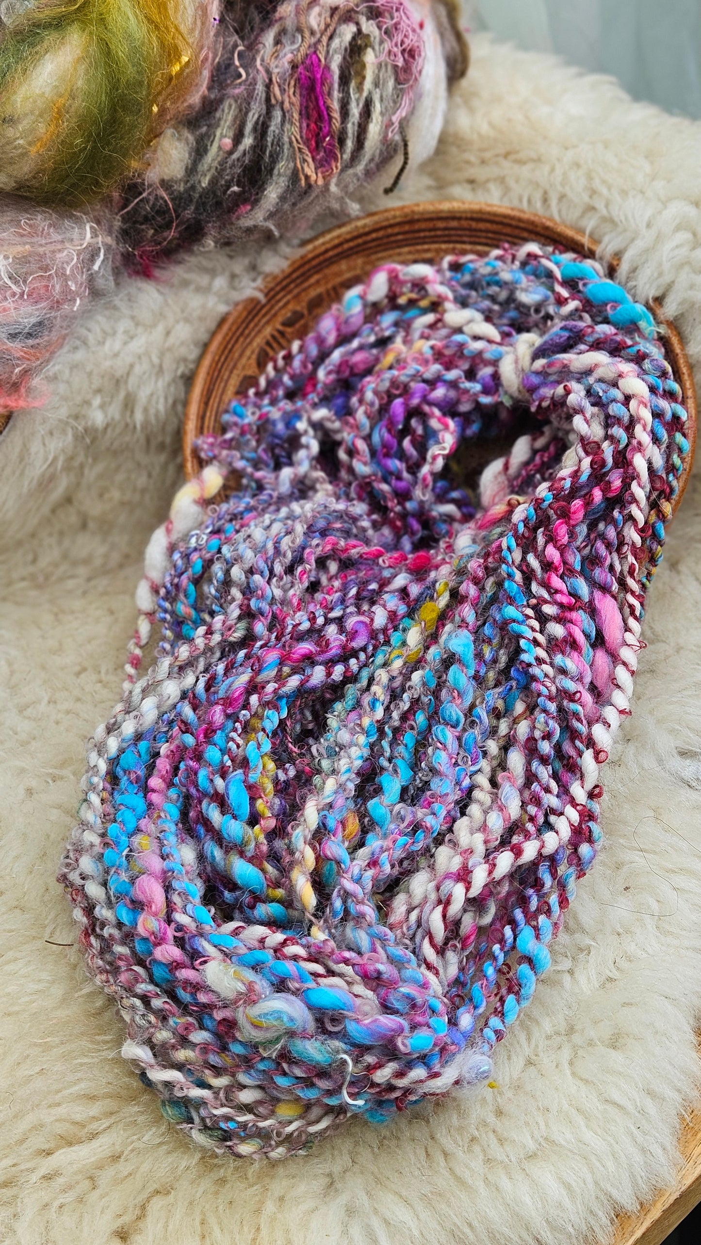 ANTONIA - Bulky Handspun Art Yarn XL Skein - 40 yards | 3.0 ounces | 85 grams