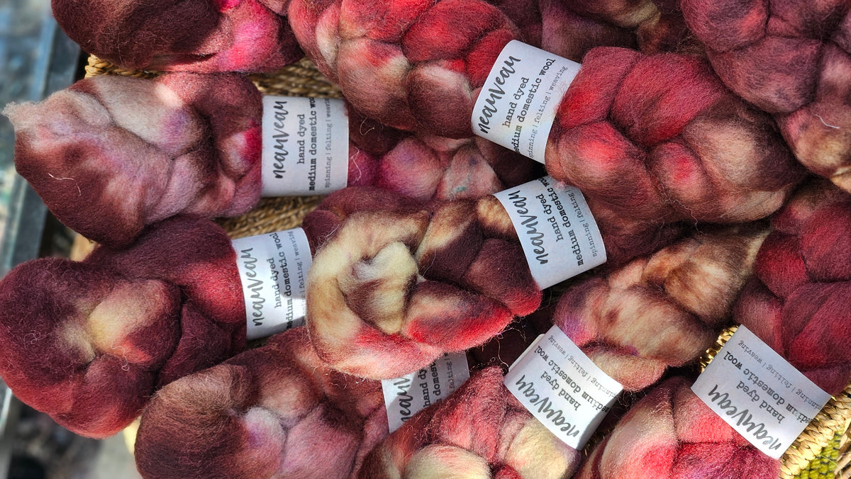 Weaver Bird - hand dyed domestic wool roving for felting and blending - 2 ounces | 57 grams