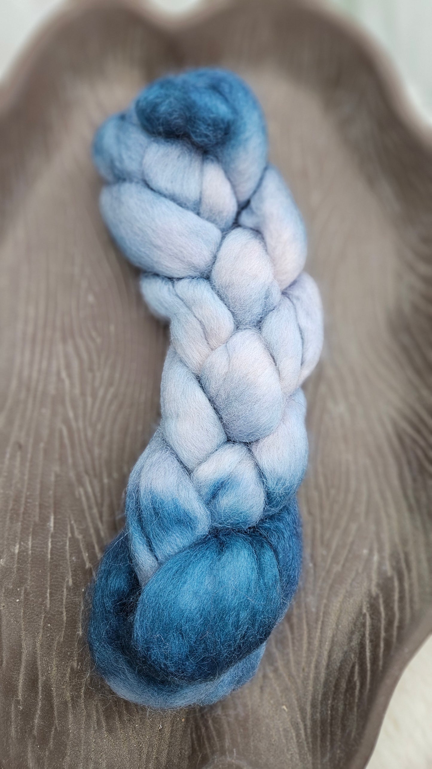 Hand-dyed Longwool Roving for felting and spinning - 2.8 oz | BL01