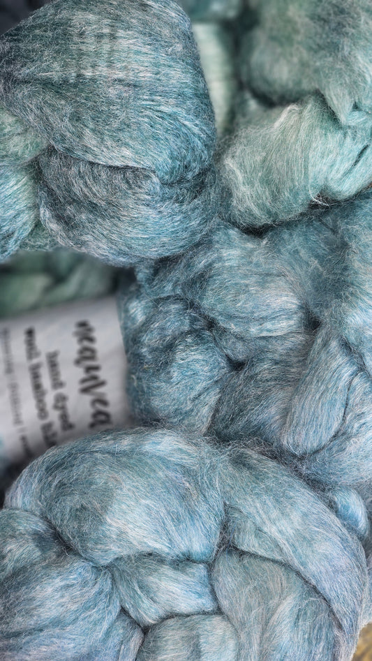 Sea Pearl - wool bamboo roving for felting and blending - 2 ounces | 57 grams