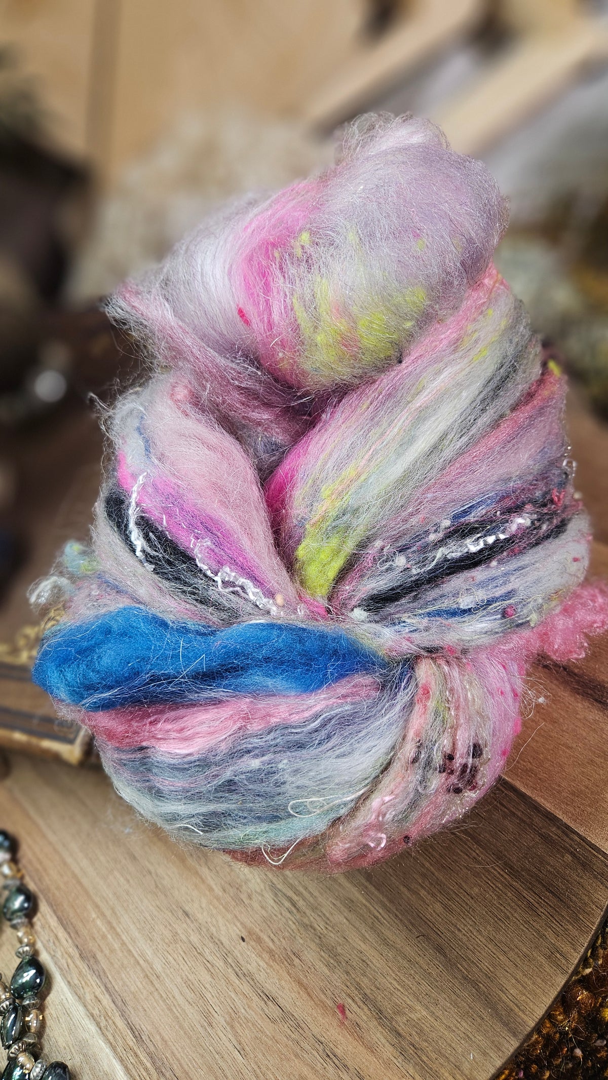 Shaniko Wool Silk Flax Neauveau Art Batt 905 - 3.8 oz