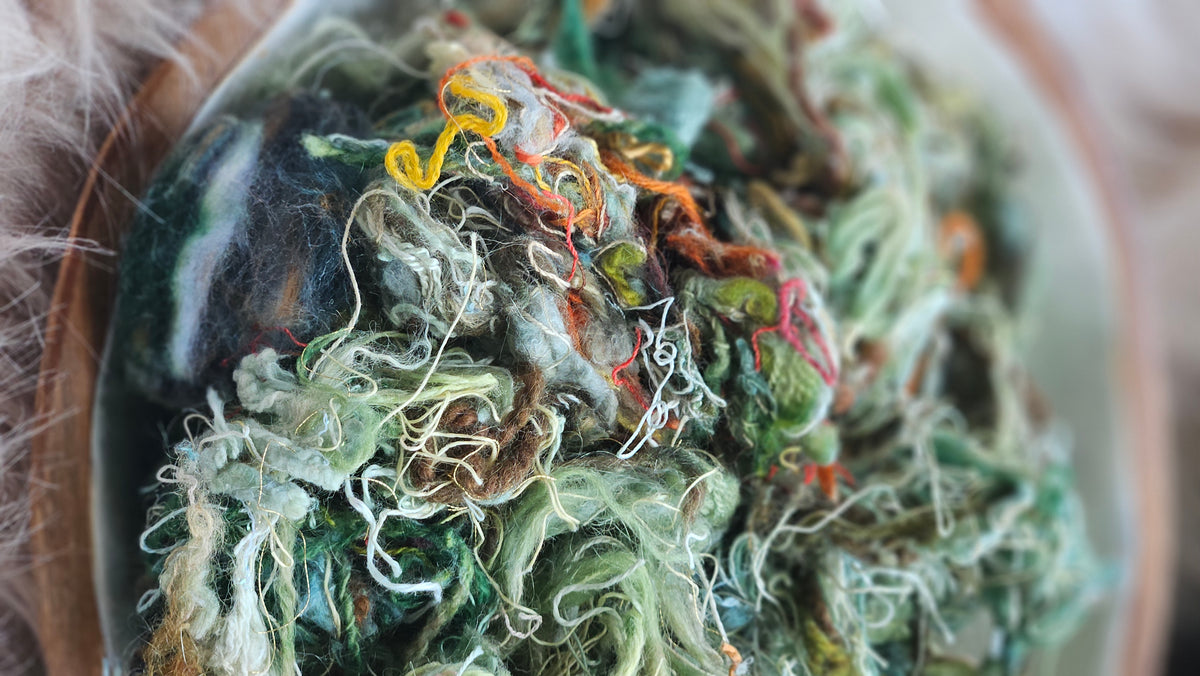 Stellar Green - stonewashed thread texture blend - 4 ounces | 113 grams