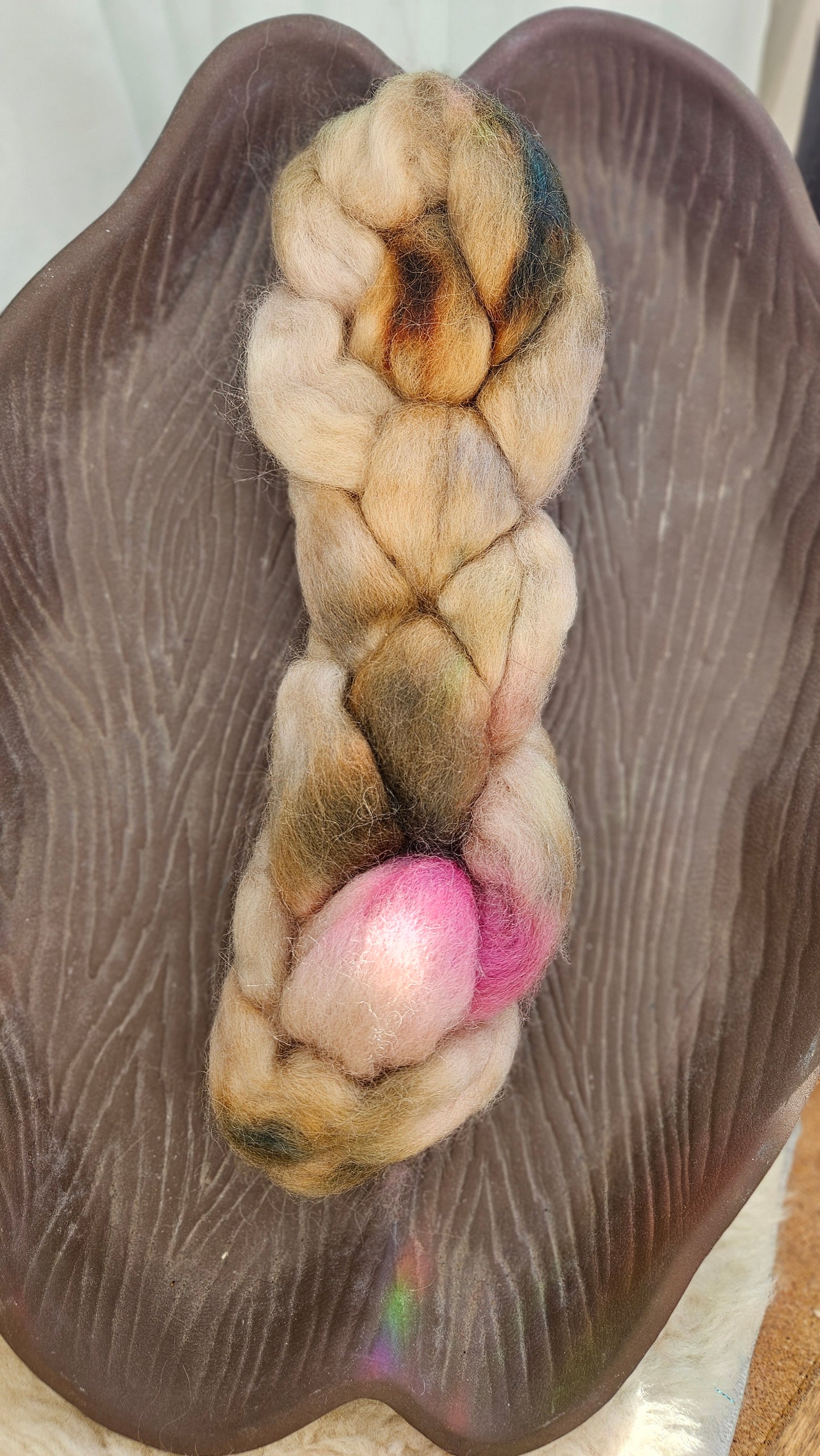 Hand-dyed Luxe Longwool Roving for felting and spinning - 2.7 oz | NU07