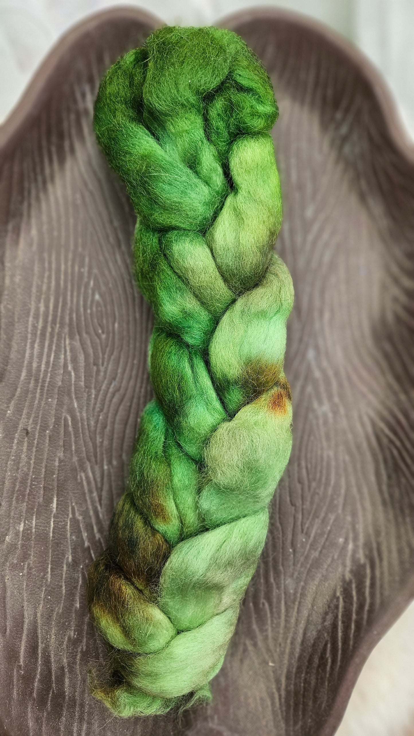 Hand-dyed Luxe Longwool Roving for felting and spinning - 2.8 oz | GR09