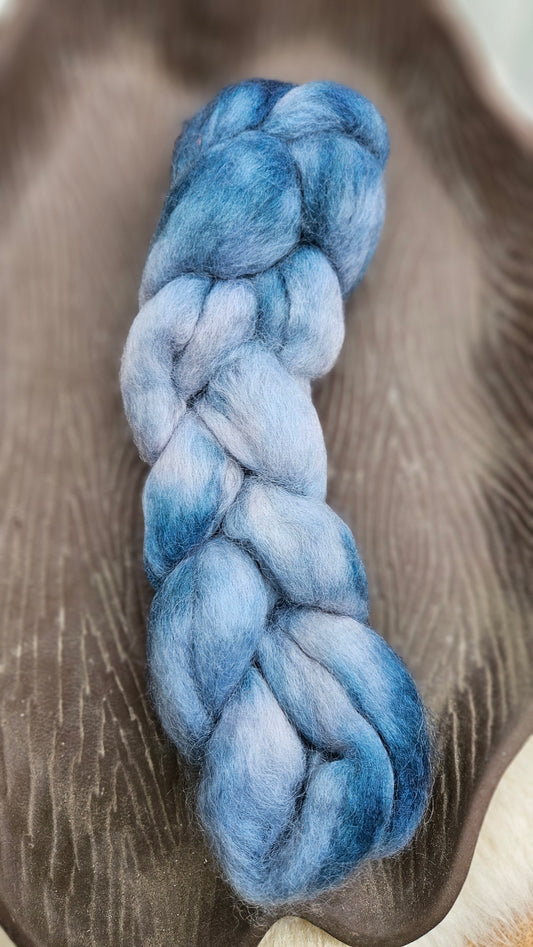 Hand-dyed Longwool Roving for felting and spinning - 2.8 oz | BL01
