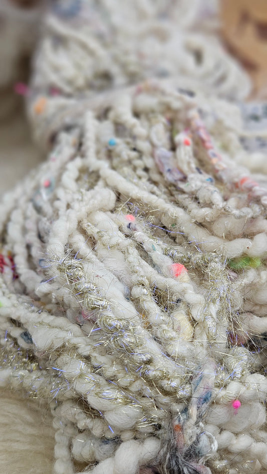 ACACALLIS - Bulky Handspun Art Yarn XL Skein - 124 yards | 6.4 ounces | 181 grams