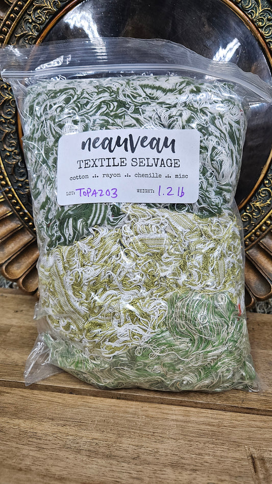 TOPAZ FIELDS - shaggy fringe ribbon for tapestry weaving and fiber art - TOPAZ03 (1.2 lb)