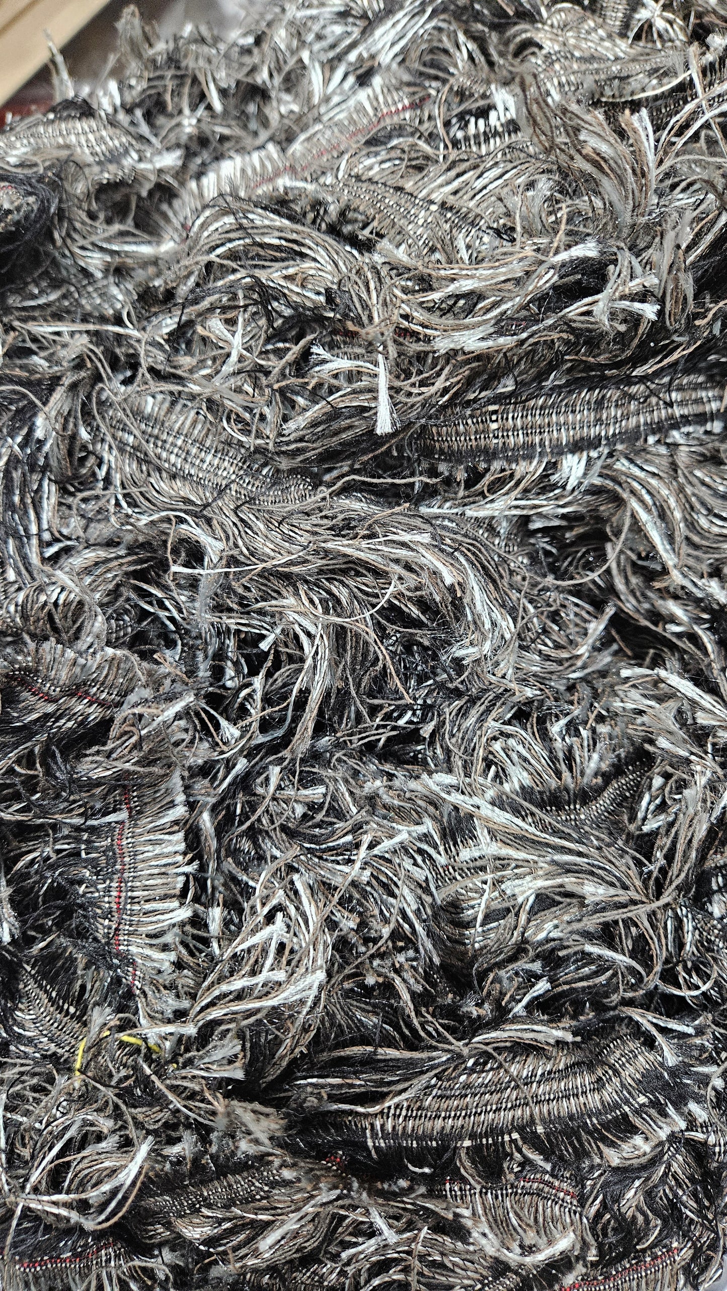 DARK HORSE - bulk textile selvedge for rug weaving and art yarn - 5 POUNDS