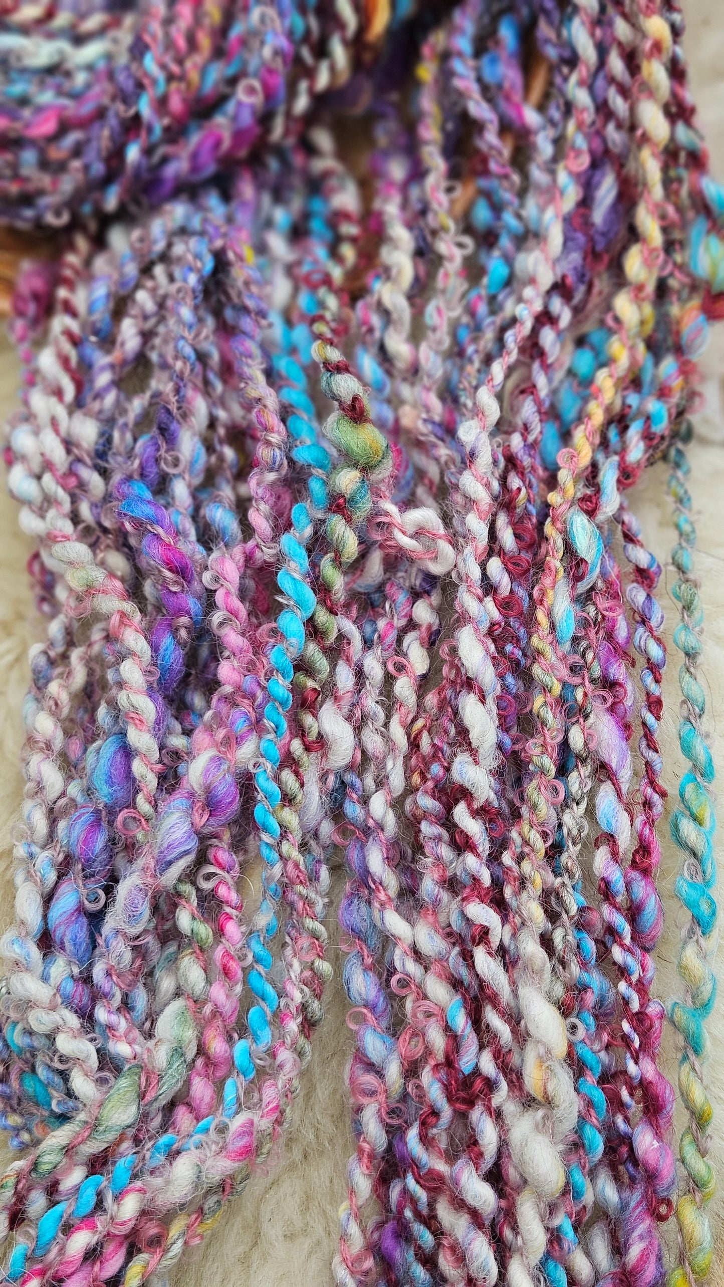 ANTONIA - Bulky Handspun Art Yarn XL Skein - 40 yards | 3.0 ounces | 85 grams